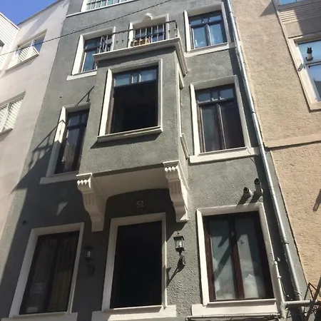 Planet Paprika Hostel